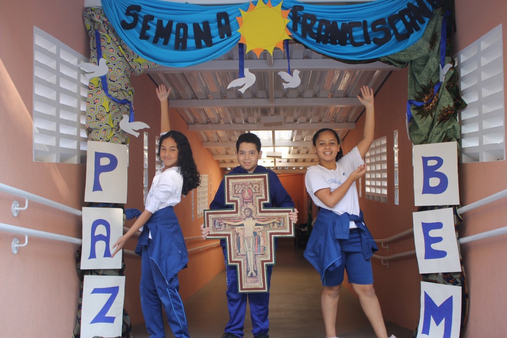 Semana Franciscana - São Francisco: Modelo de convívio e fraternidade.