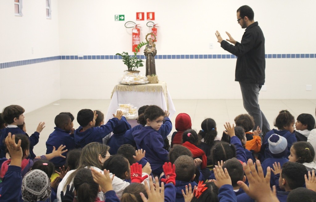 Santo Antonio, rogai por nós!